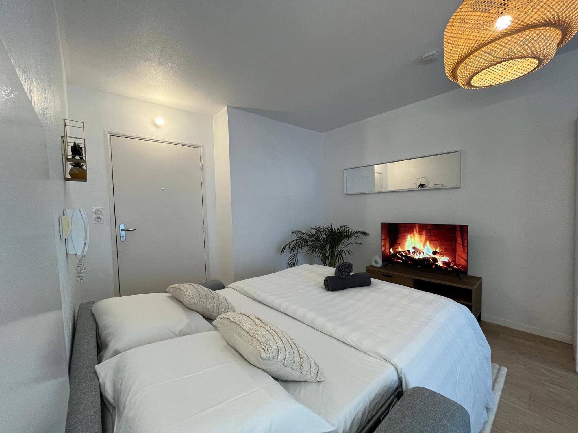 Petit Cocon Paisible Apartment Le Mans Exterior foto